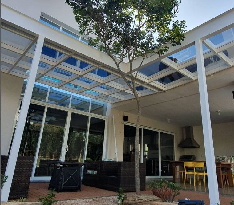 Pergolado de Vidro para Terraço e Varanda em Blumenau - Blumenau Vidros